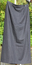 Wunderschöner, edler und langer Giesswein Wollrock Gr. 44 Grau-anthrazit