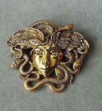 Medusa Brosche Anhänger Gold