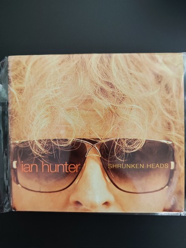 Ian hunter shrunken heads - ian,