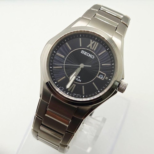 Seiko v147 0ac0 solar titanium - v147-0ac0,