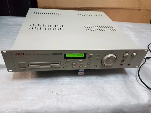 Akai 2000 sampler - akai,