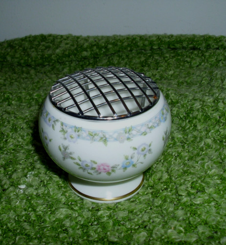 Coalport floral frog - "floral, frog"