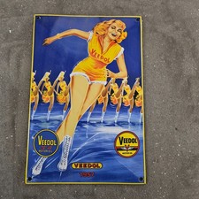 VINTAGE VEEDOL 1957 PINUP OLD