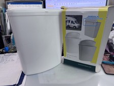 BRUNNER Pillar Abfalleimer + Halterung Müll Tonne Eimer Kompakt Caravan Camping