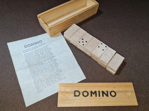 Altes handgemachtes domino - altes,