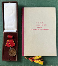 DDR Medaille + Urkunde - NVA - Verdienstmedaille in Bronze - Oktober 1961