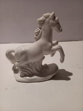 Kleines Porzellanpferd, weiss