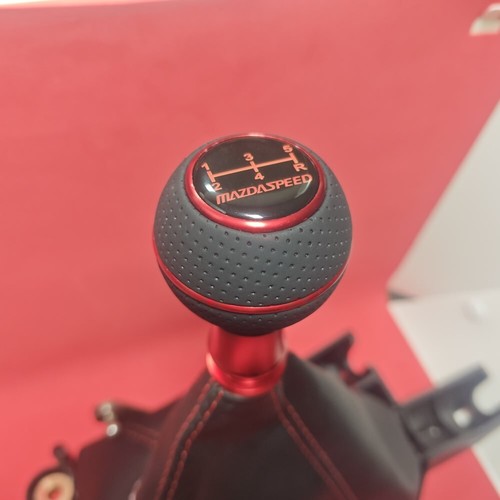 Rot leder mazdaspeed - rot,