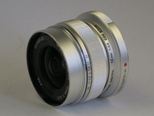 Olympus M.Zuiko Digital ED 12mm F/2.0 ED Objektiv - Silber MFT ⭐⭐⭐⭐⭐