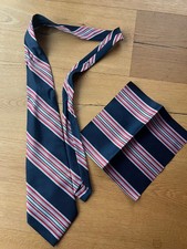 Krawatte mit passendem