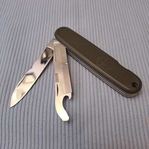 Victorinox