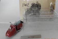 IWL Pitty  DDR Motorrad Roller  Atlas 1:24  Originalgetreu Neuwertig Simson