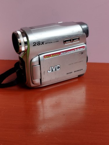 Jvc d721 camcorder - jvc,