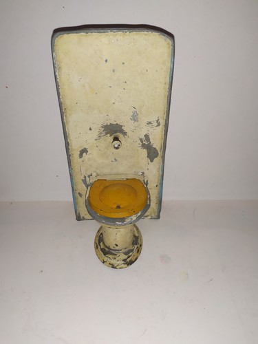 Altes metall blech wc - , metall-blech