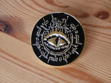 Summoning Pin Anstecker Black Metal Herr Der Ringe Saurons Auge