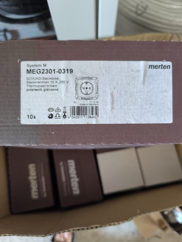 Merten schuko steckdose - merten, schuko-steckdose