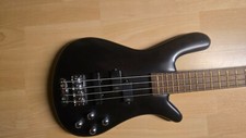 Warwick Streamer Bolt On 4 Saiten Neuwertig