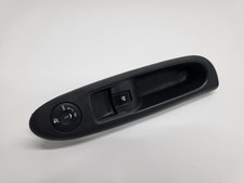 Renault Clio 2 - Fensterheberschalter Fensterheber Schalter 8200084005 (09)