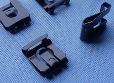 12x Befestigungsklammer