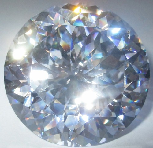 Cubic zirkonia mm - cubic,
