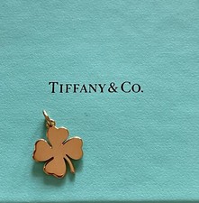 Tiffany & Co. 750er Gold Kettenanhänger Kleeblatt