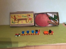 DDR Spielzeug 2 Lokomotoven mit 4 Anhänger 1 Auto, rarer Artikel, Tischtennis,