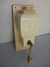 Rest von alte Wandkaffeemühle