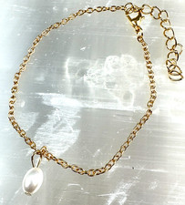 Armband Damen Gold – Armkette mit Perle – Modeschmuck Elegant – Geschenkidee