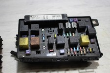 Sicherungskasten Relaiskasten 13206748 GU / 13125865 Opel Zafira A Bj,07
