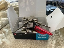 BKS Schließanlage mit 4 Zylindern und 12Schlüsseln