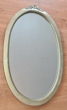 SCHLICHTER OVALER WANDSPIEGEL