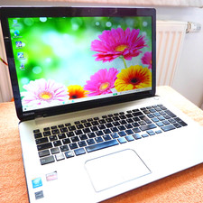 Toshiba P70 17 Zoll DTS HARMAN