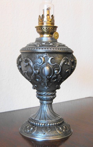 Alte petroleumlampe - alte,