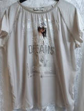 NEUWERTIG - hellbeiges Shirt