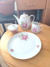 Teeservice, nur Kanne, Zuckerdose, Sahnekännchen, Kuchenteller