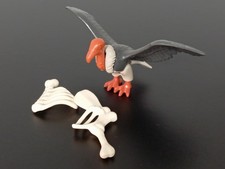 PLAYMOBIL FIGUR GEIER MIT KNOCHEN REF 4081 4130 4829 5922 6362 7171 7222 7858