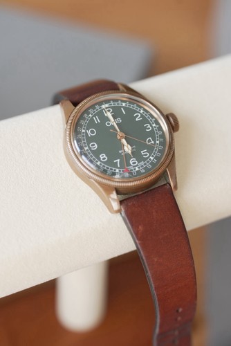 Oris big crown pointer - pointer, date