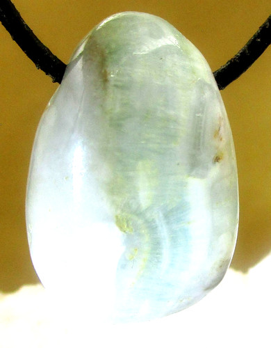 Hemimorphit edelstein - ,