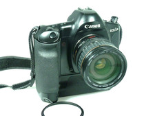 Canon EOS 1 N mit EF