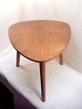 Blumenhocker Nierentisch Form