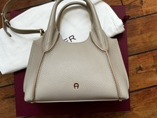 Aigner Handtasche Kayla S -