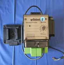 Grünbeck Wasseraufbereitung Dosierpumpe Genodos-Pumpe GP 6/10 mit Wandhalterung