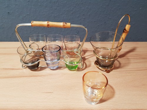Schnapsglashalter - , &