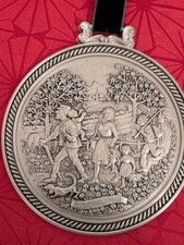 Zinn Wandteller mit Aufhängung- Becker Zinn -Motiv Frühling- 14 cm -345 gr.-