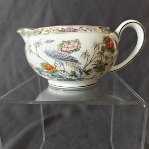 Wedgwood kutani crane r4464 - wedgwood,