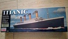 Plastik-Modellbausatz RMS