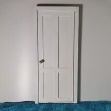 Neu! Tür für Barbie