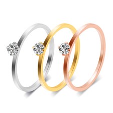 eleganter zierlicher Ring