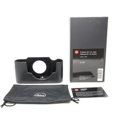 NEW | Half Case Leica M11D