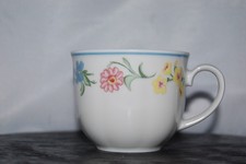 Kaffeetasse  rosa gelb blau